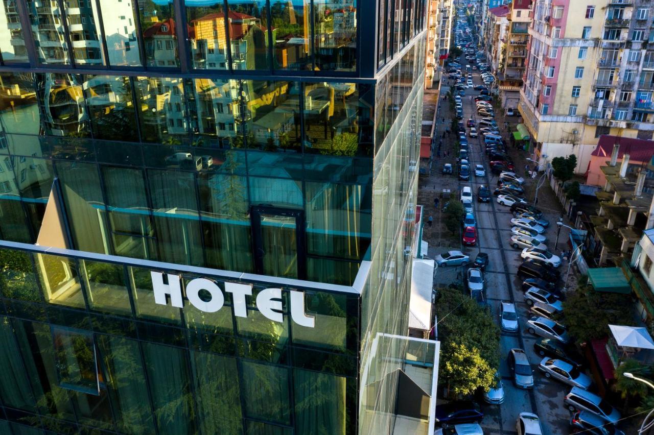 Hotel Green Glass Batumi Ngoại thất bức ảnh