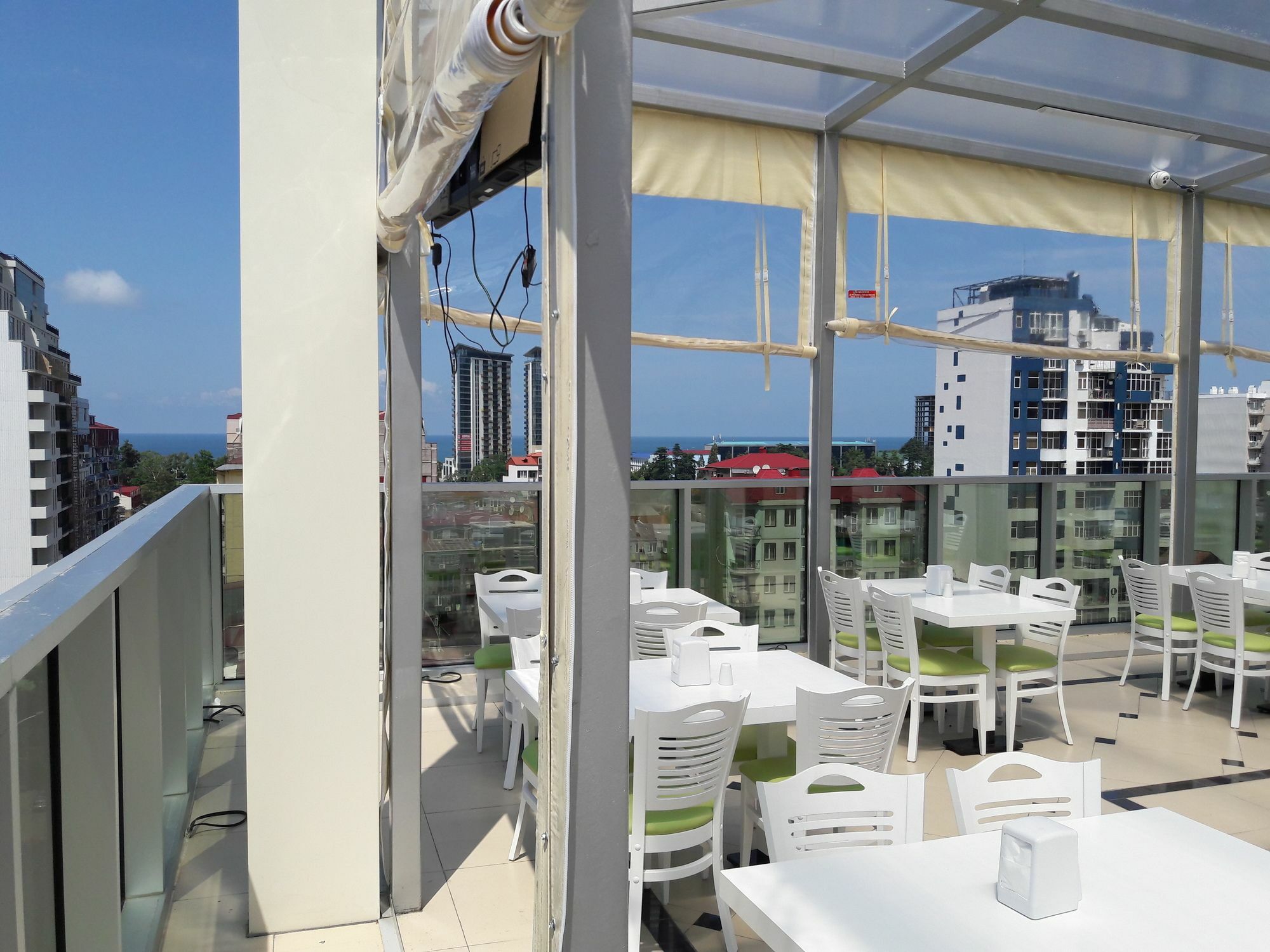 Hotel Green Glass Batumi Ngoại thất bức ảnh